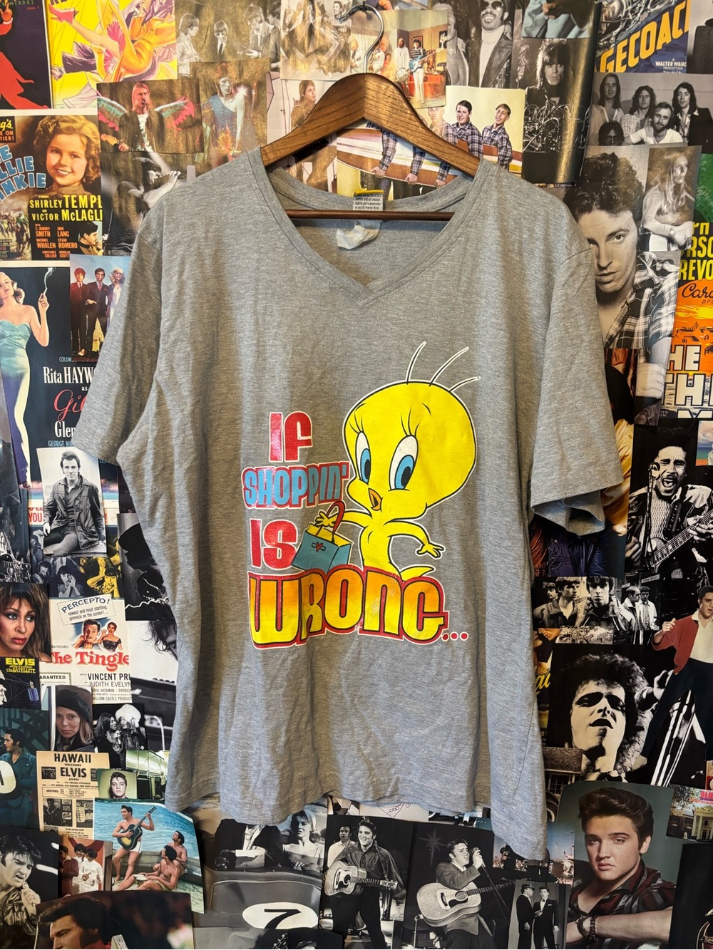 Warner Bros. Grey V-Neck Tweety Graphic Tee with Yellow Print